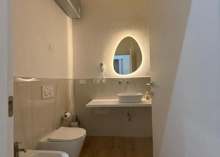 Il Salotto Di Болонья